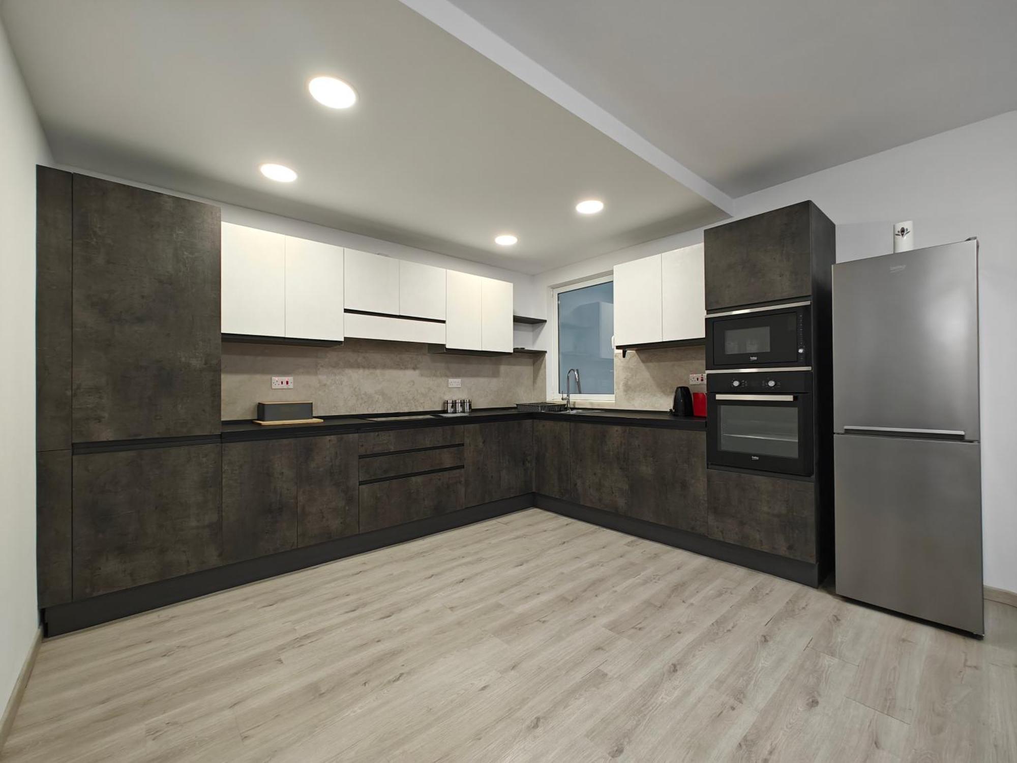 Modern Apartment With Large Outdoor Area - Sleeps 7, Close To Malta International Airport Лука Экстерьер фото